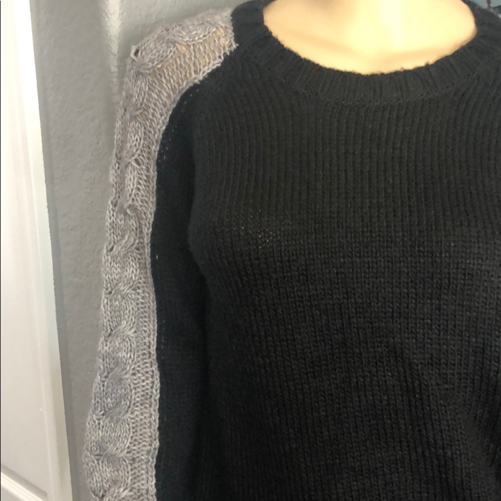 Sweater - Picture 2 of 4